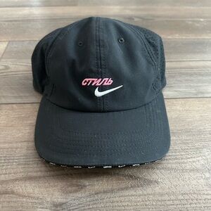 RARE Heron Preston x Nike NRG Heritage86 Black and Pink Running Strap Cap